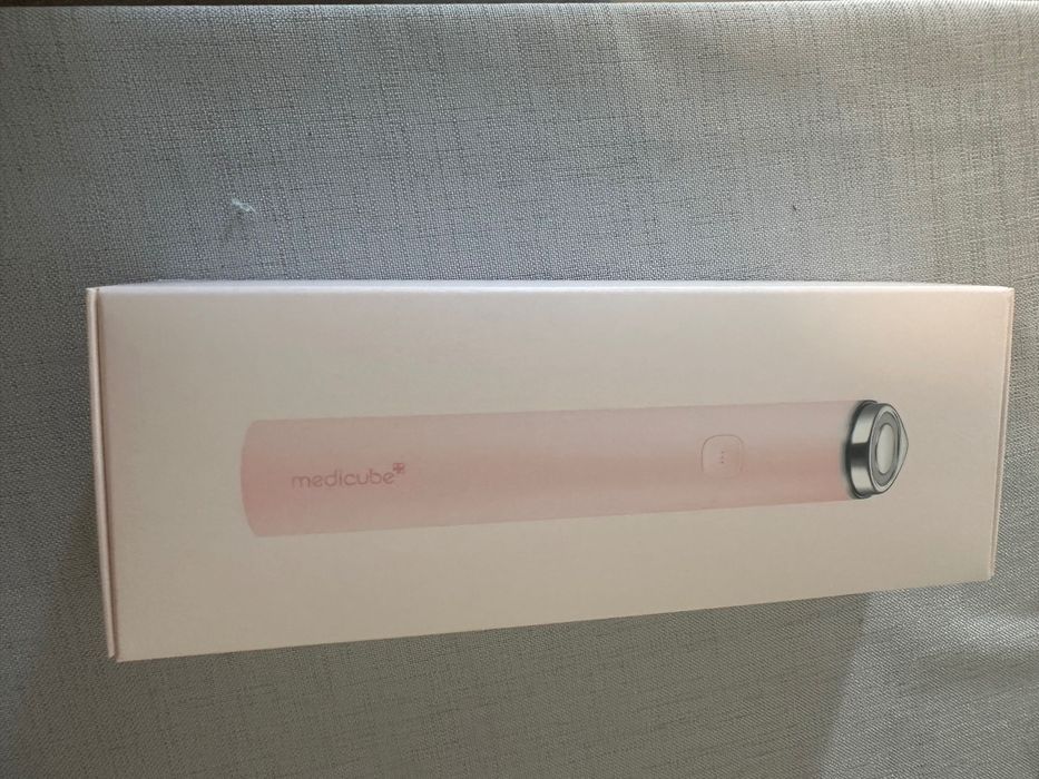 Medicube Age-R Booster Pro Mini Plus (Pink Edition)