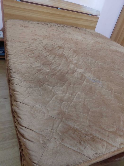 Pat mijloc 160/200 cu somiera (saltea inclusa)