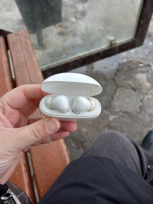 Продаю Redmi Buds 4