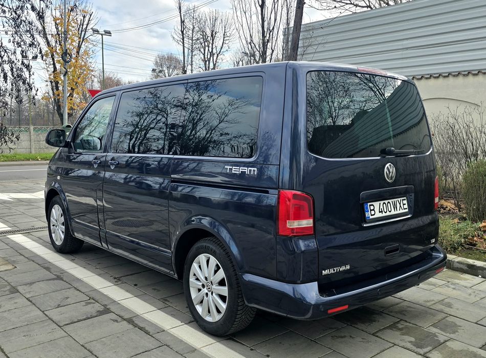 VW Multivan  2011   2.0  TDi