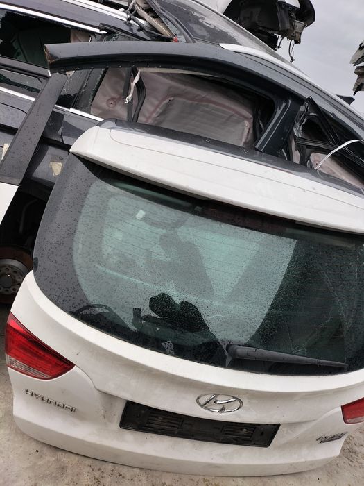 Врата багажник Hyundai IX35 Facelift / Хюндай ИХ35 Фейслифт 2014г.