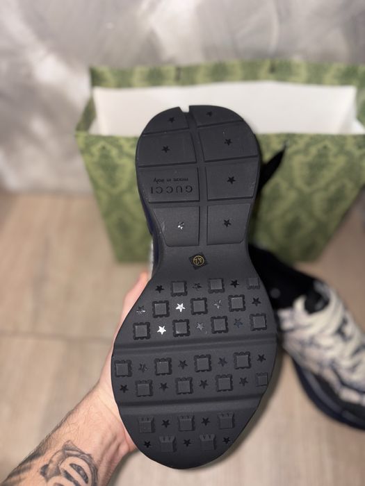 Adidasi Gucci Rhyton