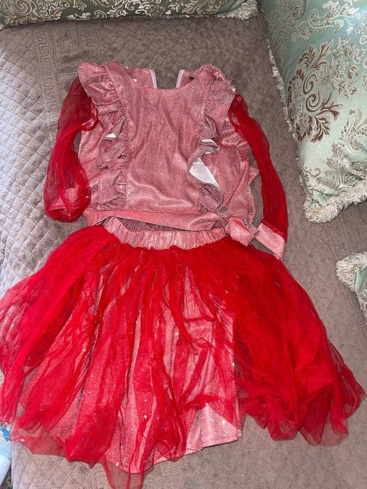 Продам платье на утренник