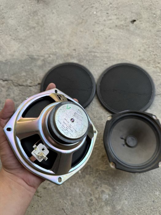 Sambufer jbl 1200 85% yaxshi holatda aybi yoʻq