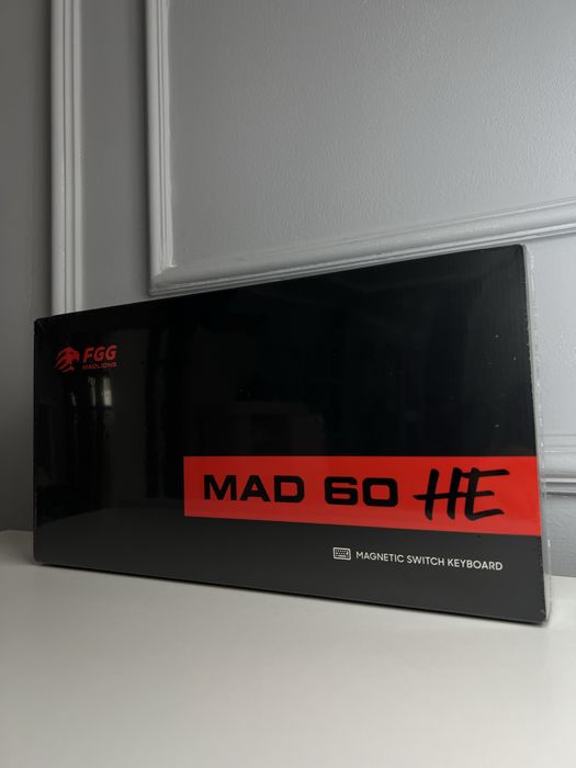 Продам клавиатуру Mad 60 he RGB