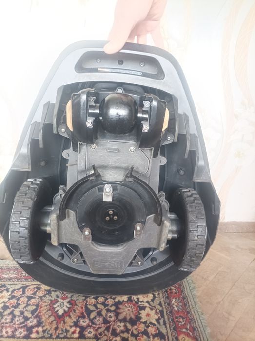 Косачка робот Gardena R40Li
