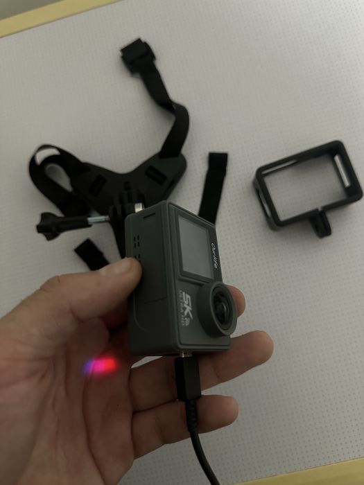 Camera de actiune tip GoPro