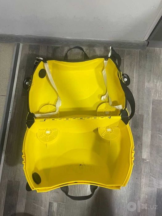 Детский чемодан trunki