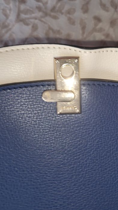 Poseta carpisa,stare f buna