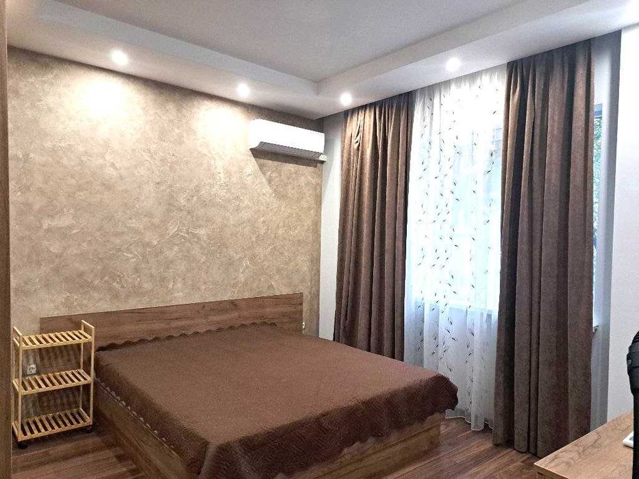 Продава се Тристаен апартамент в София, Център - 80 кв.м за 4250 €/кв.м - Снимка #7