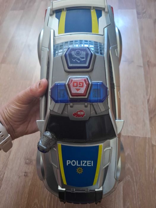 Голяма полицейска кола от Dickie toys
