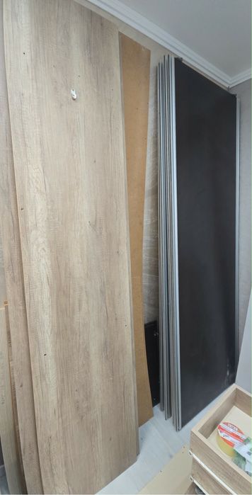 Vând Dressing Modular Modern – Spațiu Eficient și Design Elegant