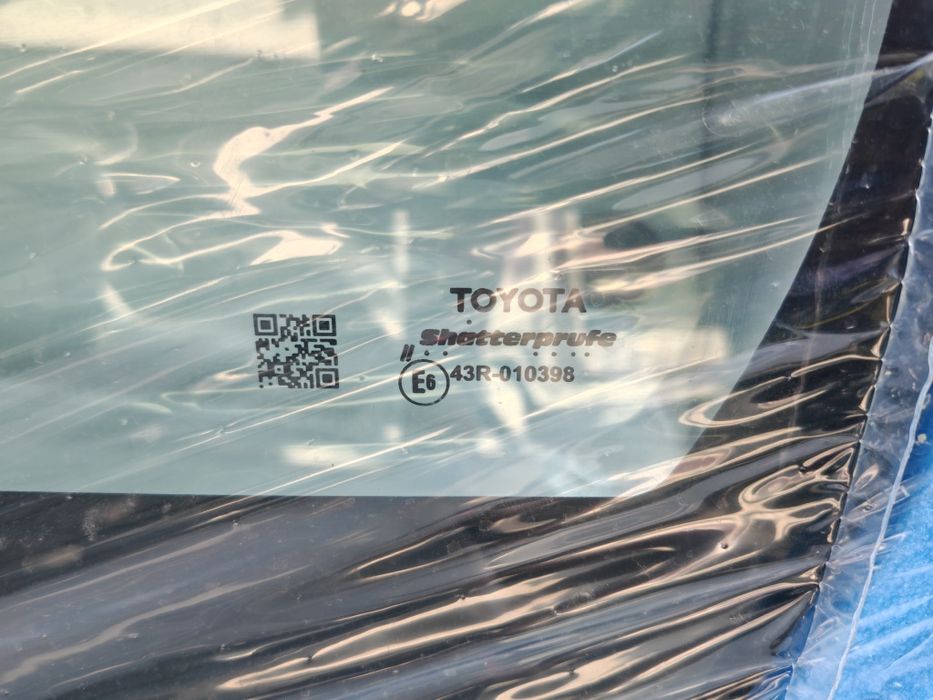 Parbriz original Toyota Hilux 2018- prezent