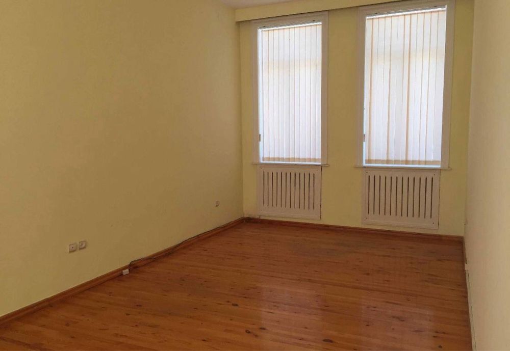 Шото Руставели 200 метров Готовый Нежилой Офис Дом