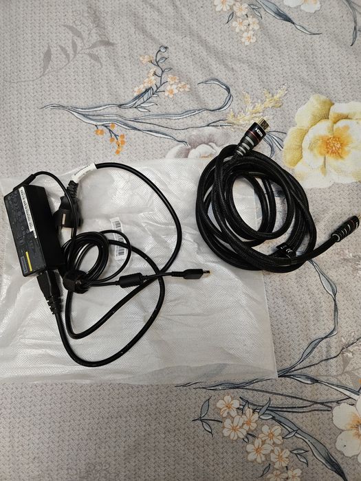 Monitor gaming Lenovo