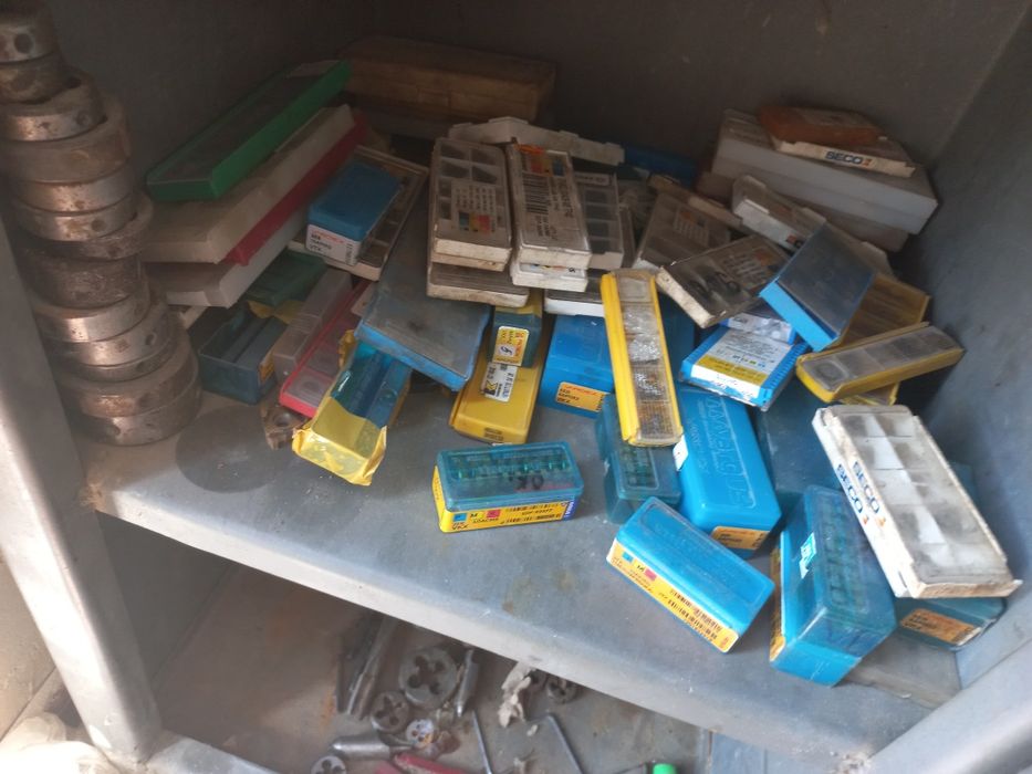 Токарные инструменты