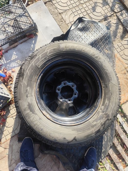 Продам Шины 265/65 r17