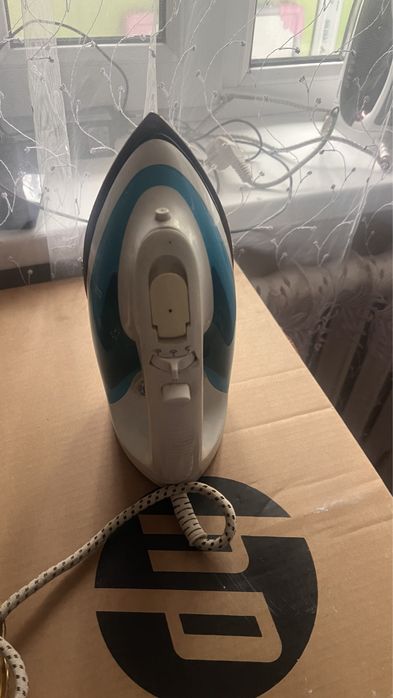 Продаю утюг