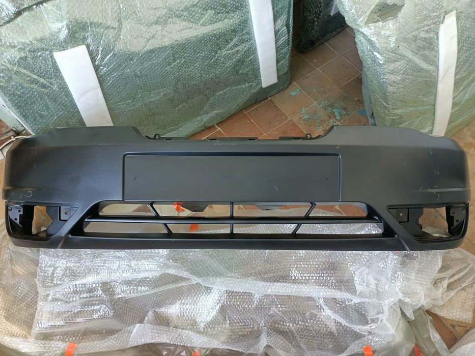 Передний бампер Деу Нексия.