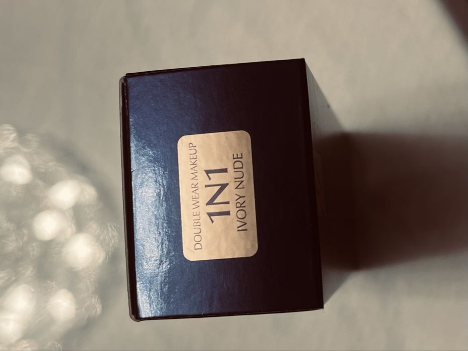 Estee Lauder Double Wear 1n1