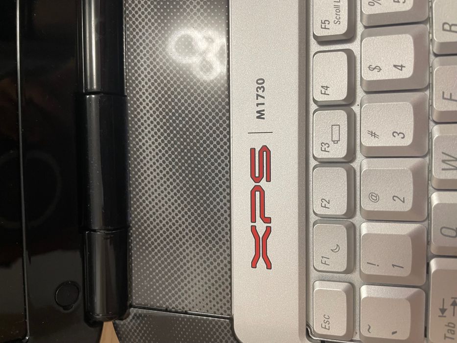 Dell XPS M1730, nefuncțional, doar piese