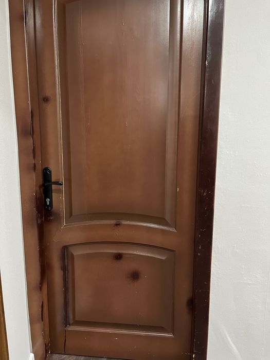 Двери б/у межкомнатные