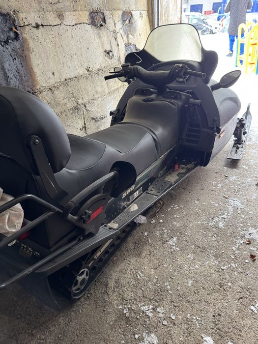 Snowmobil Arctic Cat