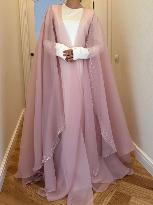 Платье и накидка ручной работы