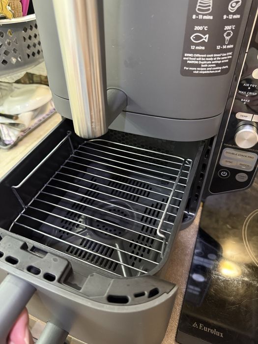 Ninja Double Stack фритюрник с горещ въздух/еър фрайър