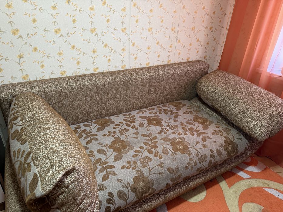 продам диван тахту