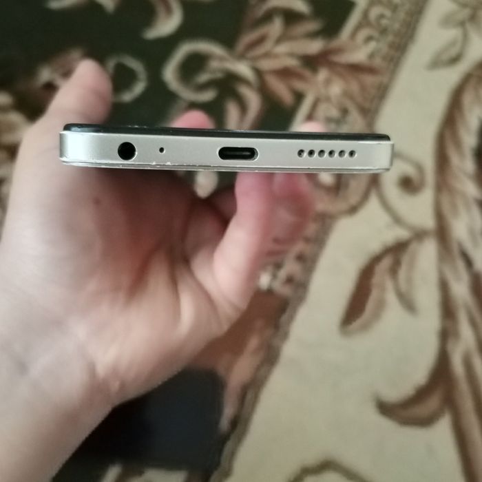 tecno spark go 2024
