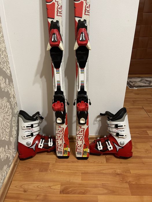 Schiuri copii 130 cm atomic cu clapari set skiuri