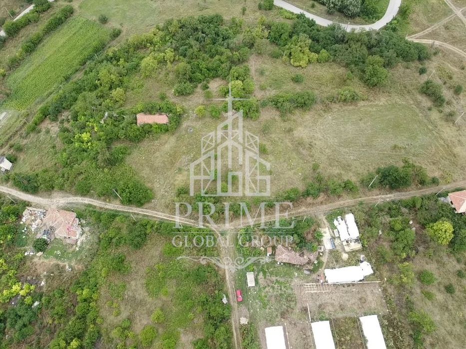 Парцел в Варна, област-с.Бояна площ 5545 кв.м.