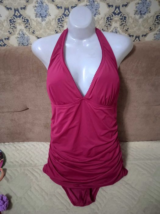 Продам купальники 40-52