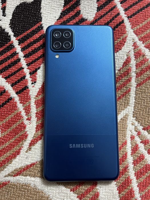 Продам самсунг А12