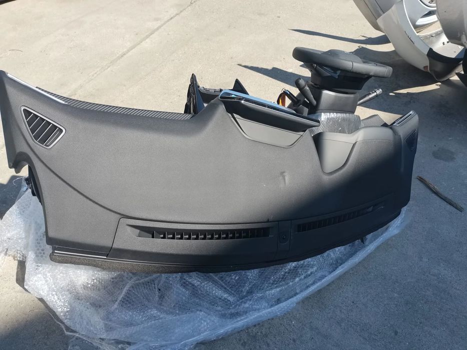 Plansa Bord peugeot 208 cu airbag si centuri 2019-2024