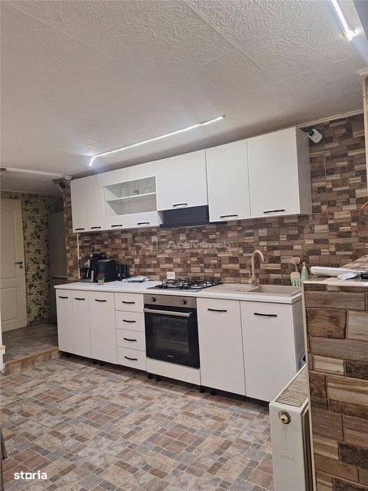 Casa parter - Comana Giurgiu - 4 camere - baie - 118mp - 600mp teren