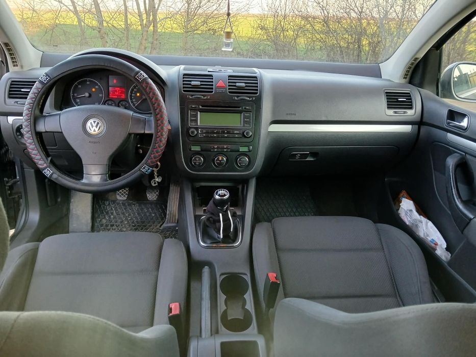Vnd golf 5 urgent 1.9 tdi