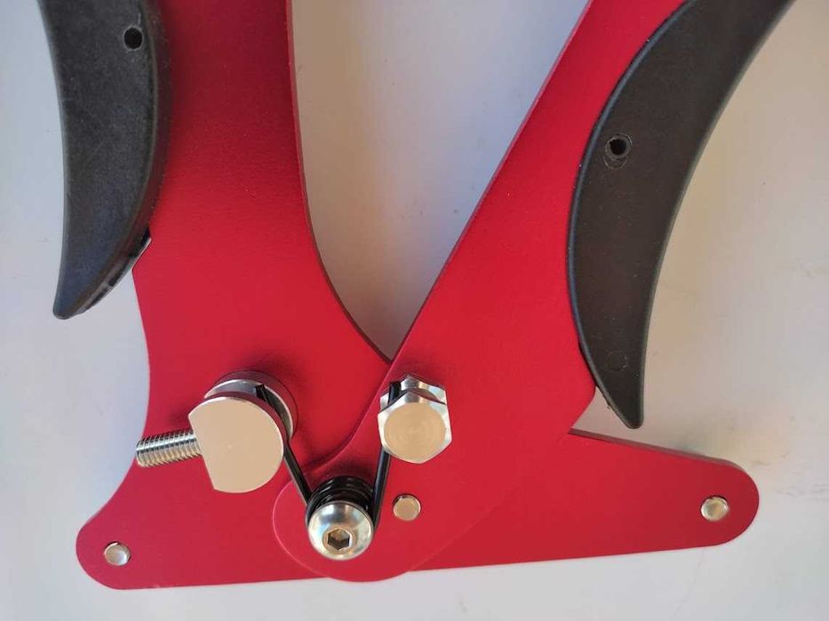 Продавам инструмент уред за измерване опъна на спиците на каплите на