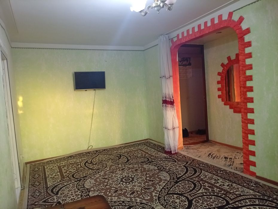 Горгазда жойлашган 2 хонали квартира сотилади.