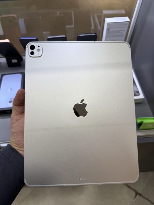 Продам ipad pro 13 m5