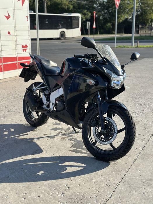 Honda cbr 125 jc50