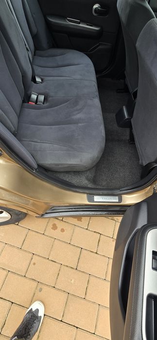 Nissan Tiida 1.6 benzina