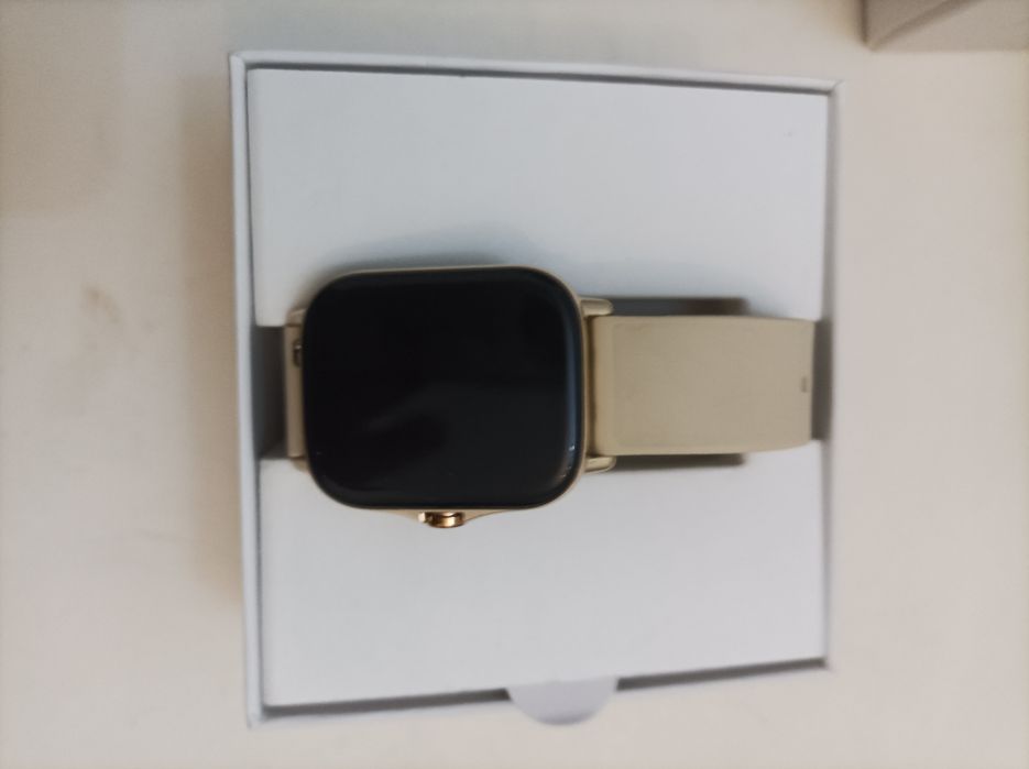 Умные часы Amazfit GTS 2  как новая, подарили куплена немного дороже