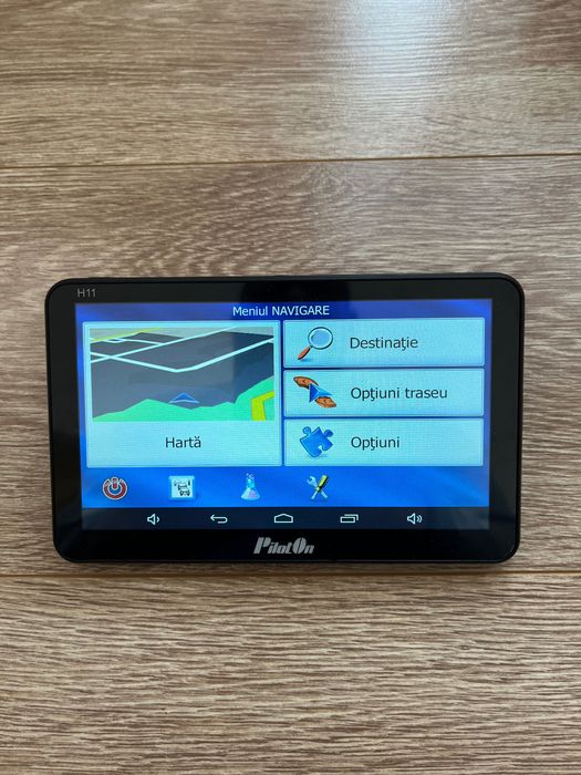 Vînd un GPS Pilot On profesional pentru TIR folosit doar o singura data !