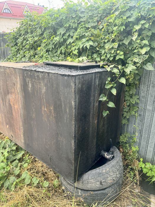 Продам емкость советский металл