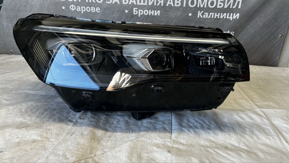 Volkswagen Tiguan CT1 десен фар