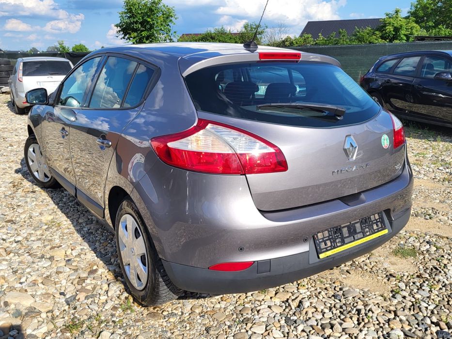RENAULT Megane 2012 — imagine 4