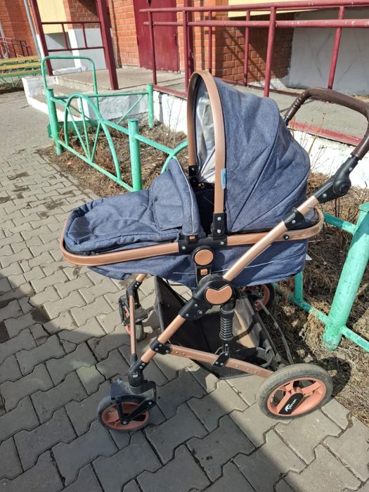 Коляска детская