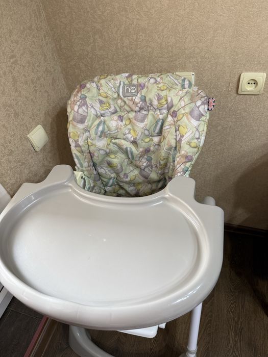 Продам стульчик для кормления